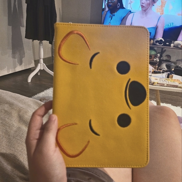 Accessories - SOLD EBAY - Winnie iPad mini case for mini 4 and 5